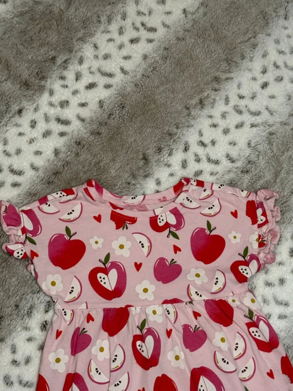 Old Navy pink apple dress girls 4T floral hearts lovecore summer party vacation